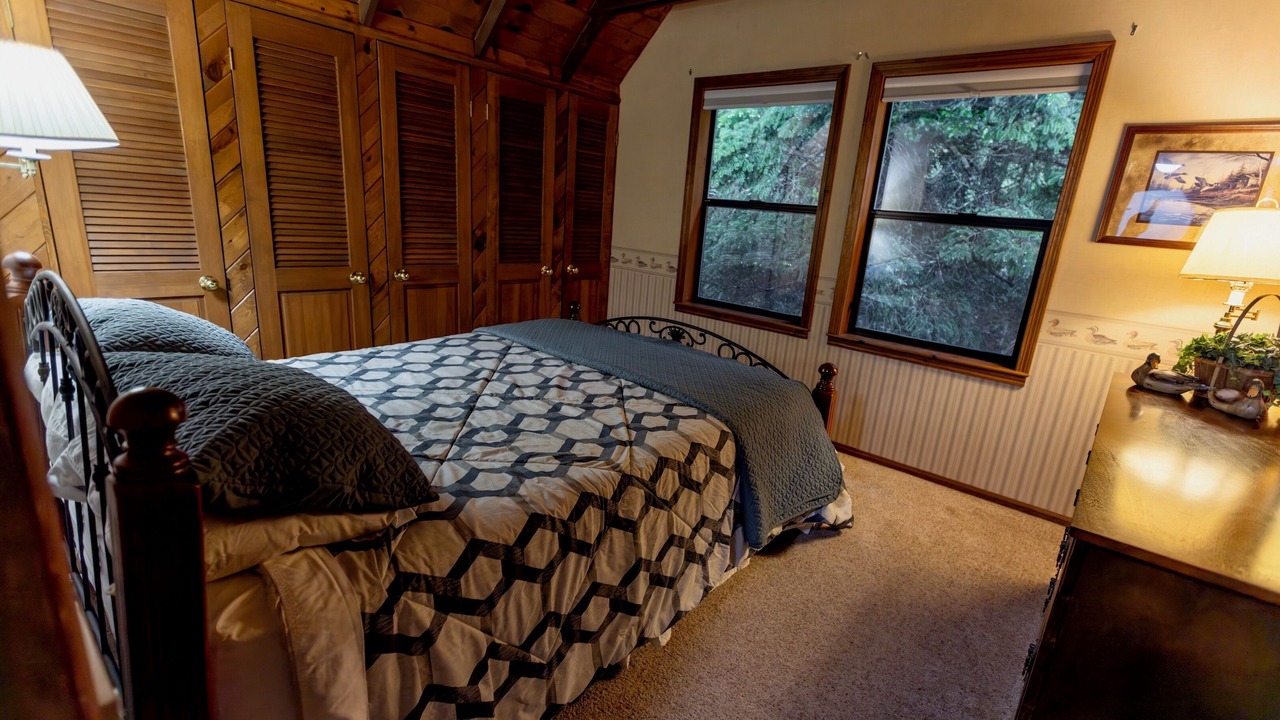 Photo of Bedroom in Lakeside