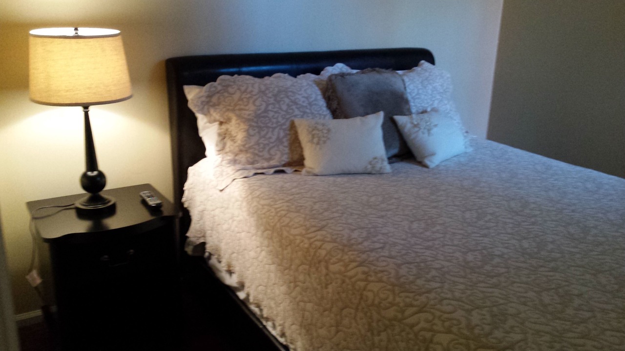 Photo of Bedroom in Allegheny-West