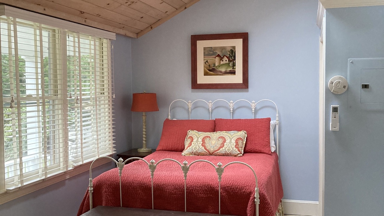 Photo of Bedroom in Cummaquid