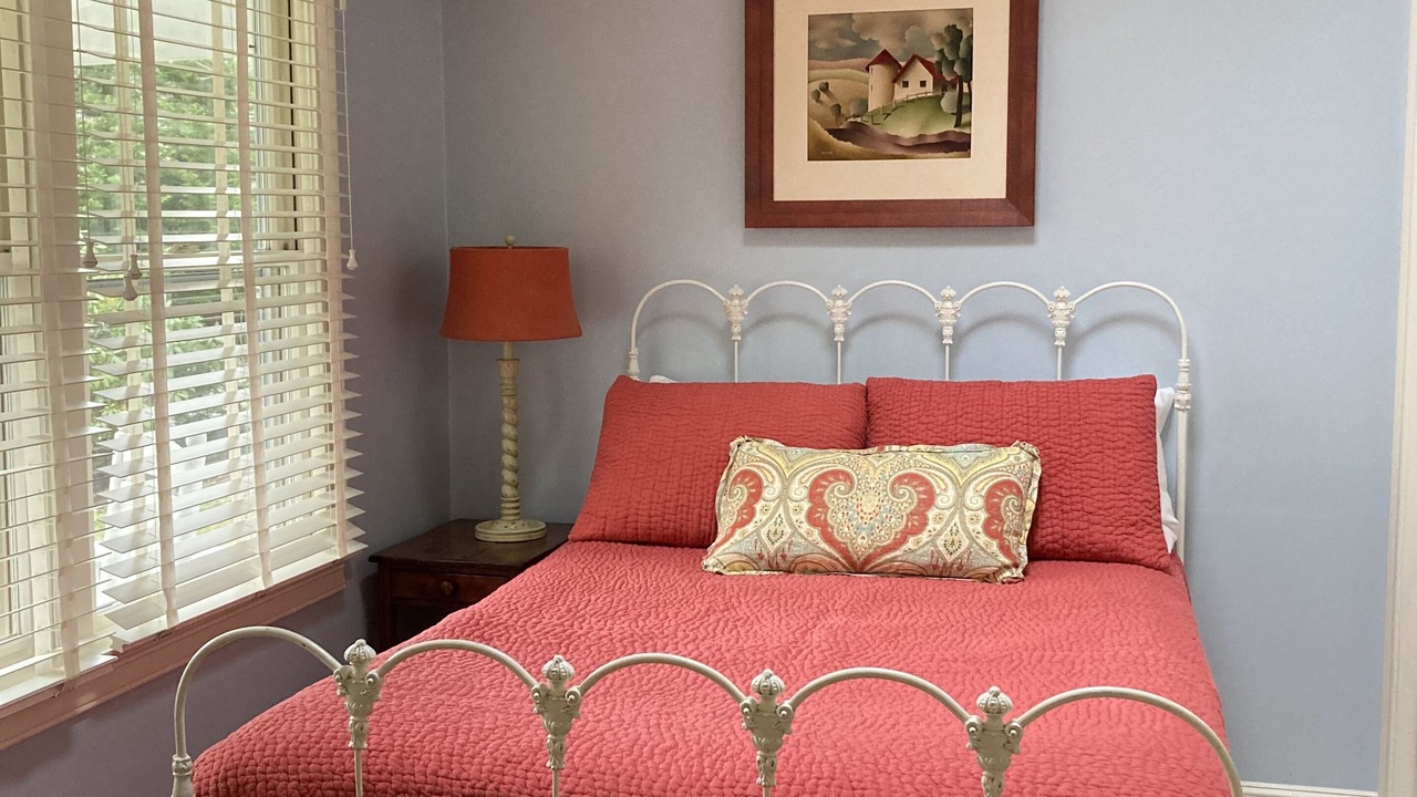 Photo of Bedroom in Cummaquid