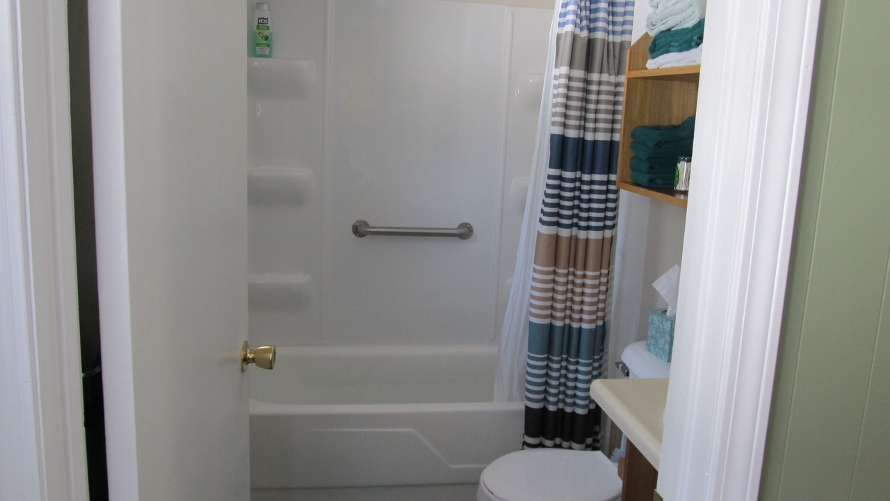 Photo of Bathroom in Grayling