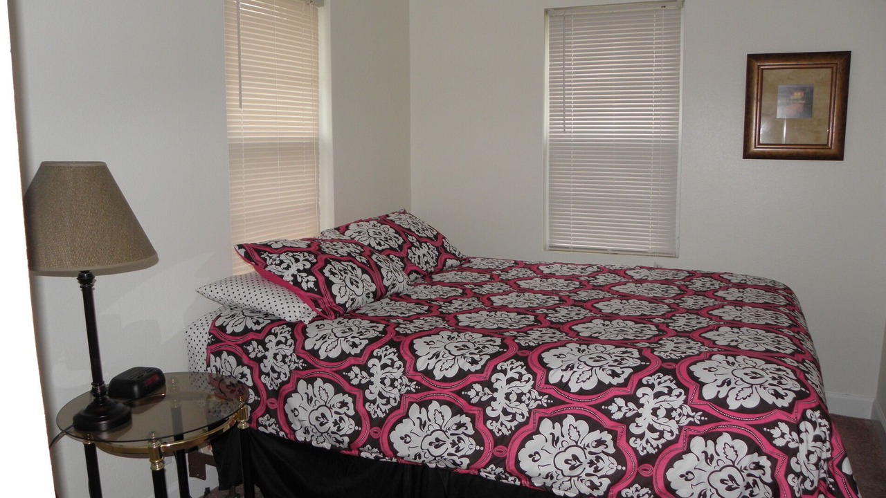 Photo of Bedroom in Sunrise Beach