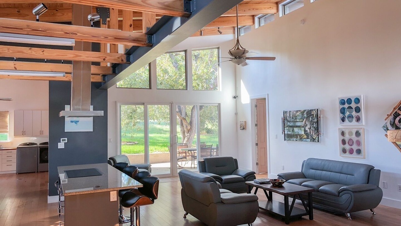 Photo of Bedroom in Brushy Creek