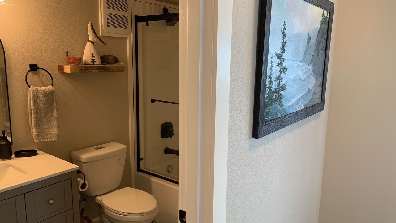 Photo of Bathroom in Seaside