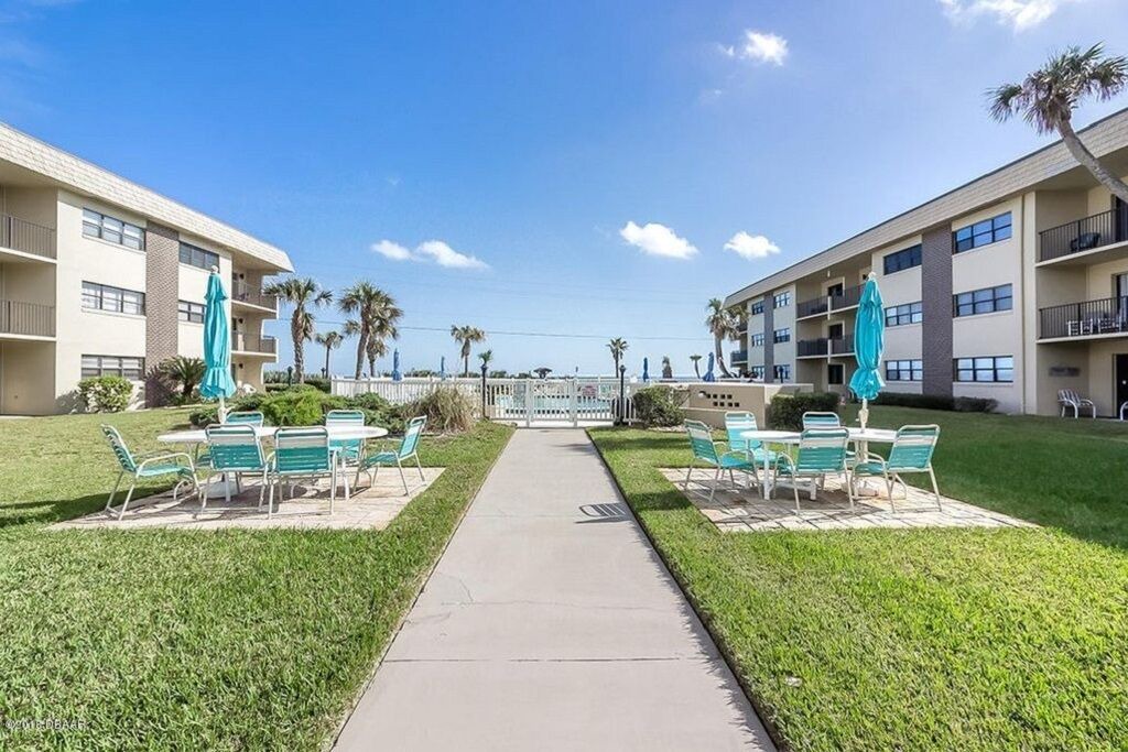 Photo of Outdoor in Breakers