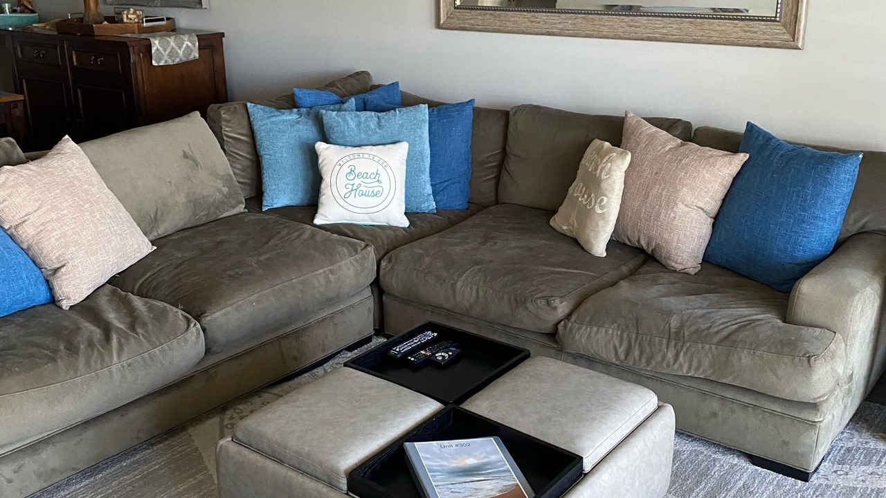 Photo of Livingroom in Breakers
