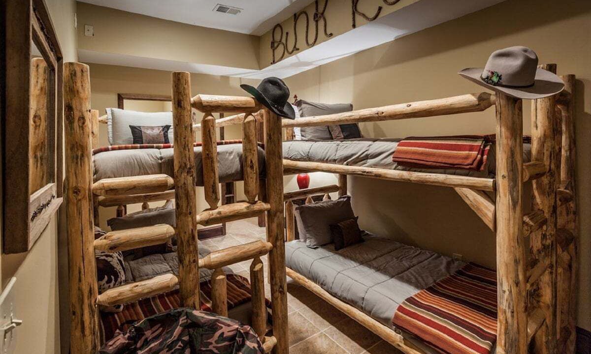 Photo of Bedroom in Ellijay
