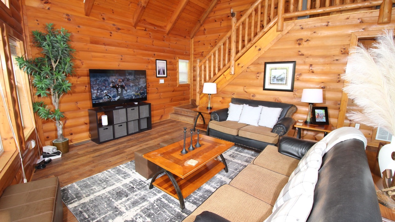 Photo of Livingroom in Lakeside Estates