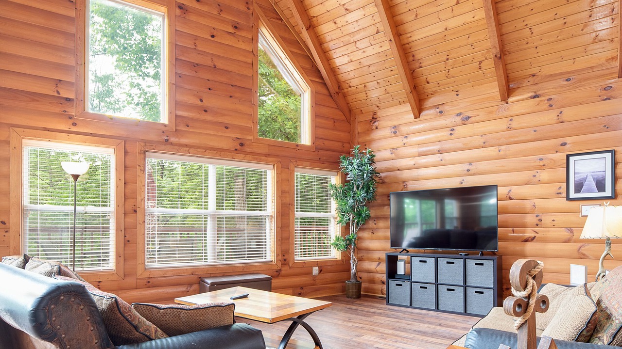 Photo of Livingroom in Lakeside Estates