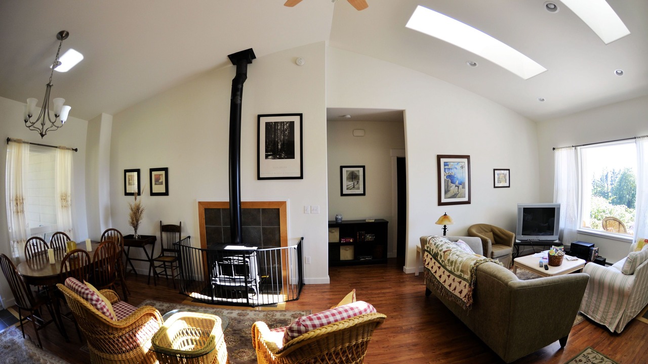 Photo of Livingroom in Coupeville