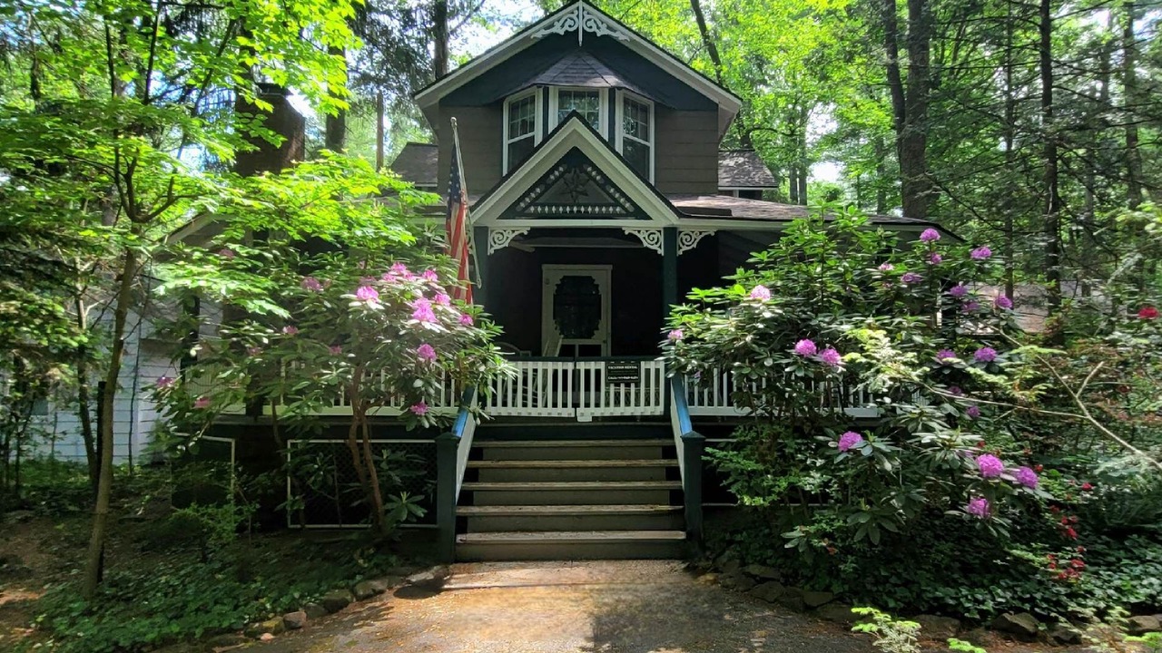 Photo of Others in Mount Gretna Heights