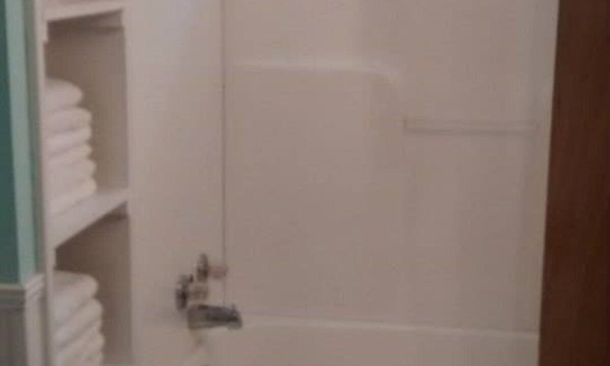 Photo of Bathroom in Elkins