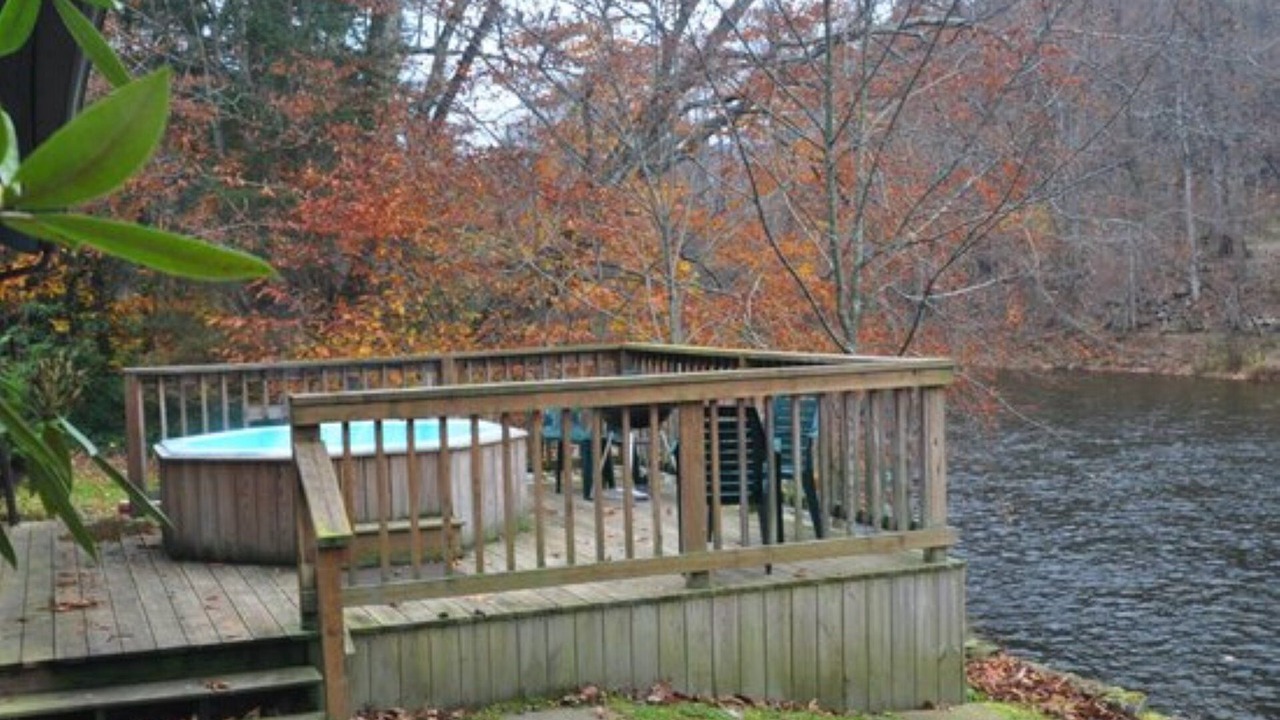 Photo of Outdoor in Elkins