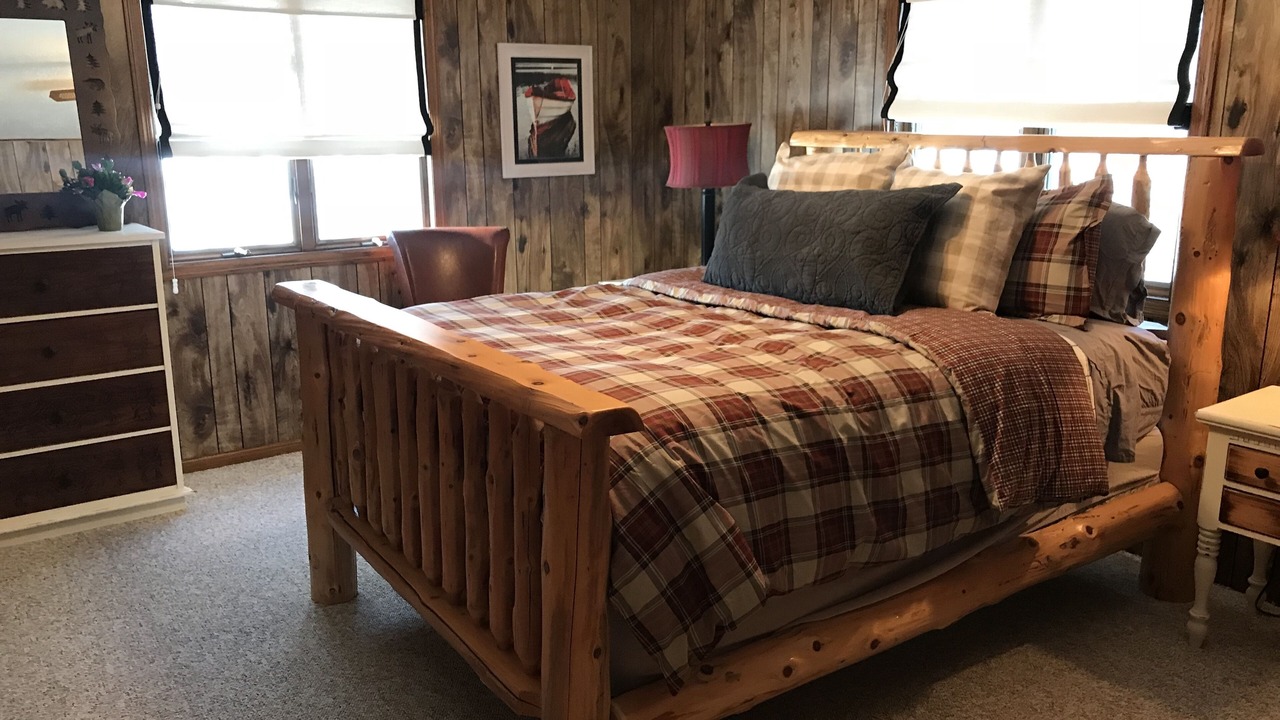Photo of Bedroom in Longville