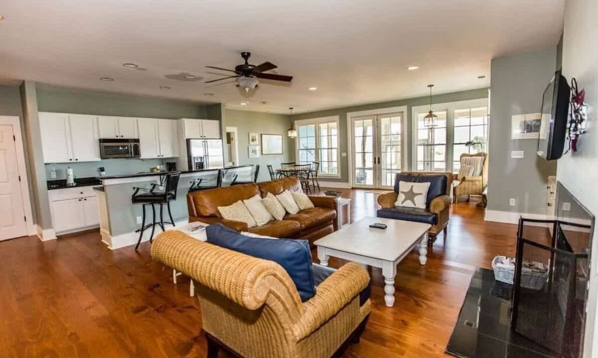 Photo of Livingroom in Melrose on the Beach