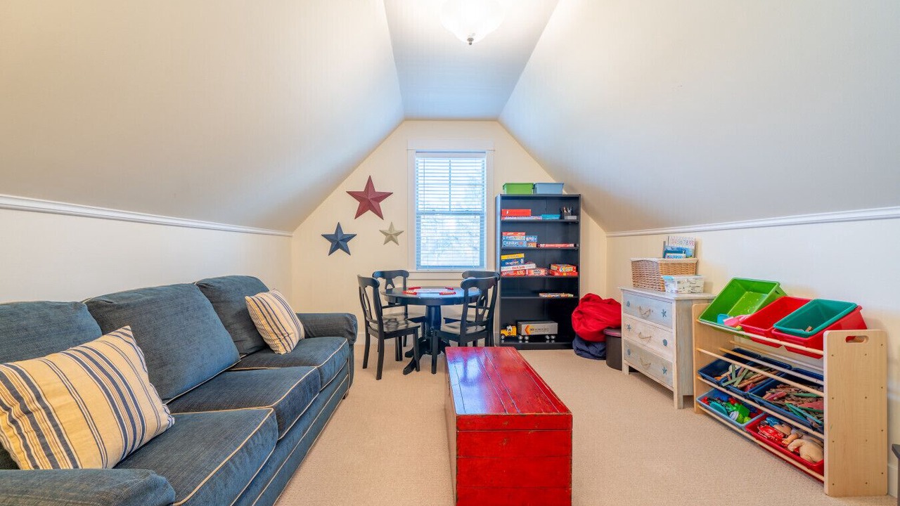 Photo of Bedroom in Nelscott