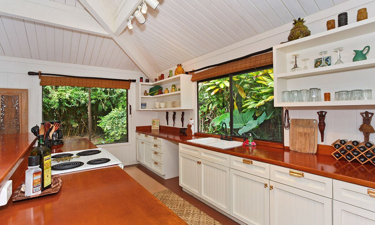 Photo of Others in Hana