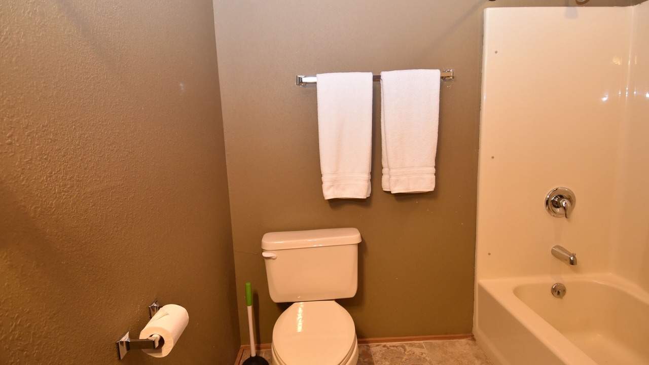 Photo of Bathroom in Camdenton