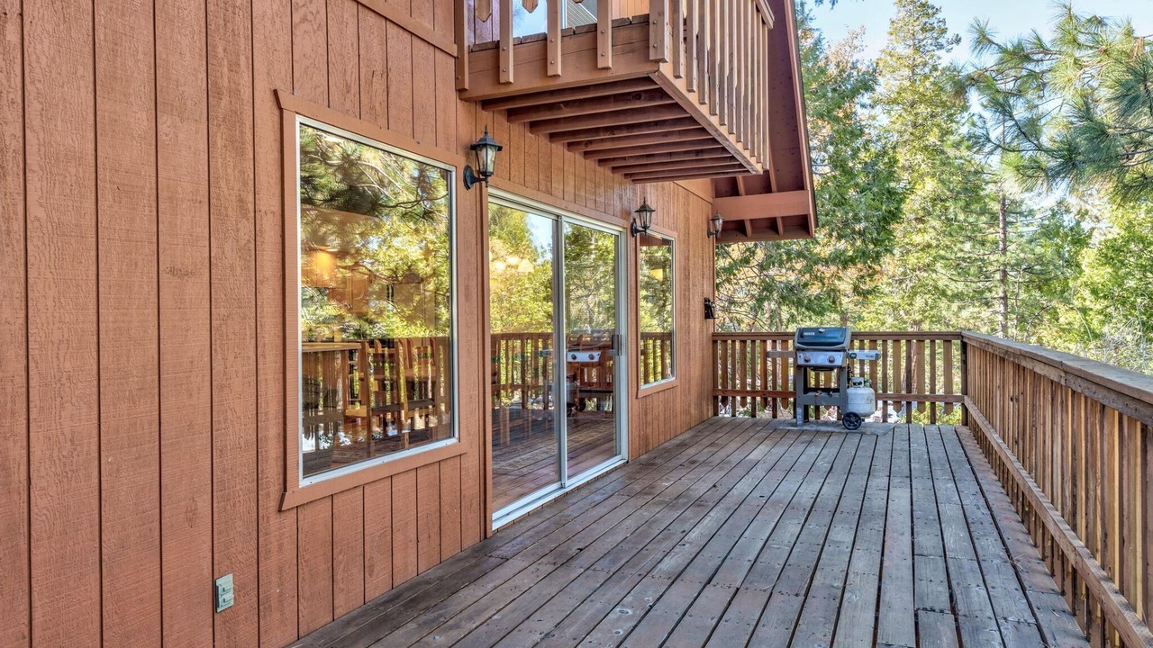 Photo of Patio Balcony in Yosemite West