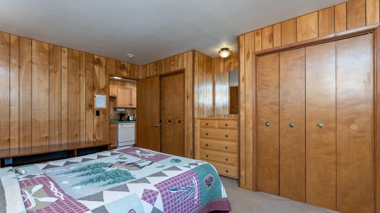 Photo of Bedroom in Yosemite West
