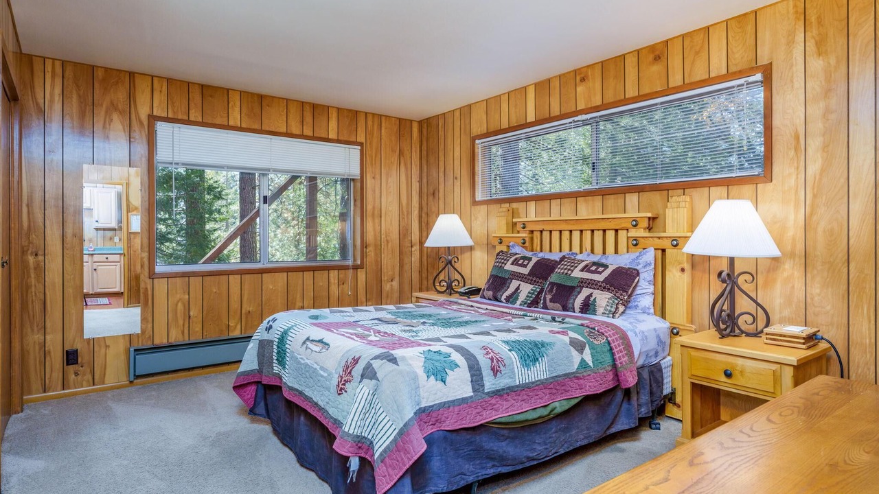 Photo of Bedroom in Yosemite West