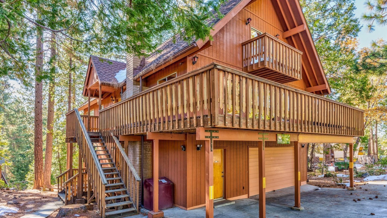 Photo of Outdoor in Yosemite West