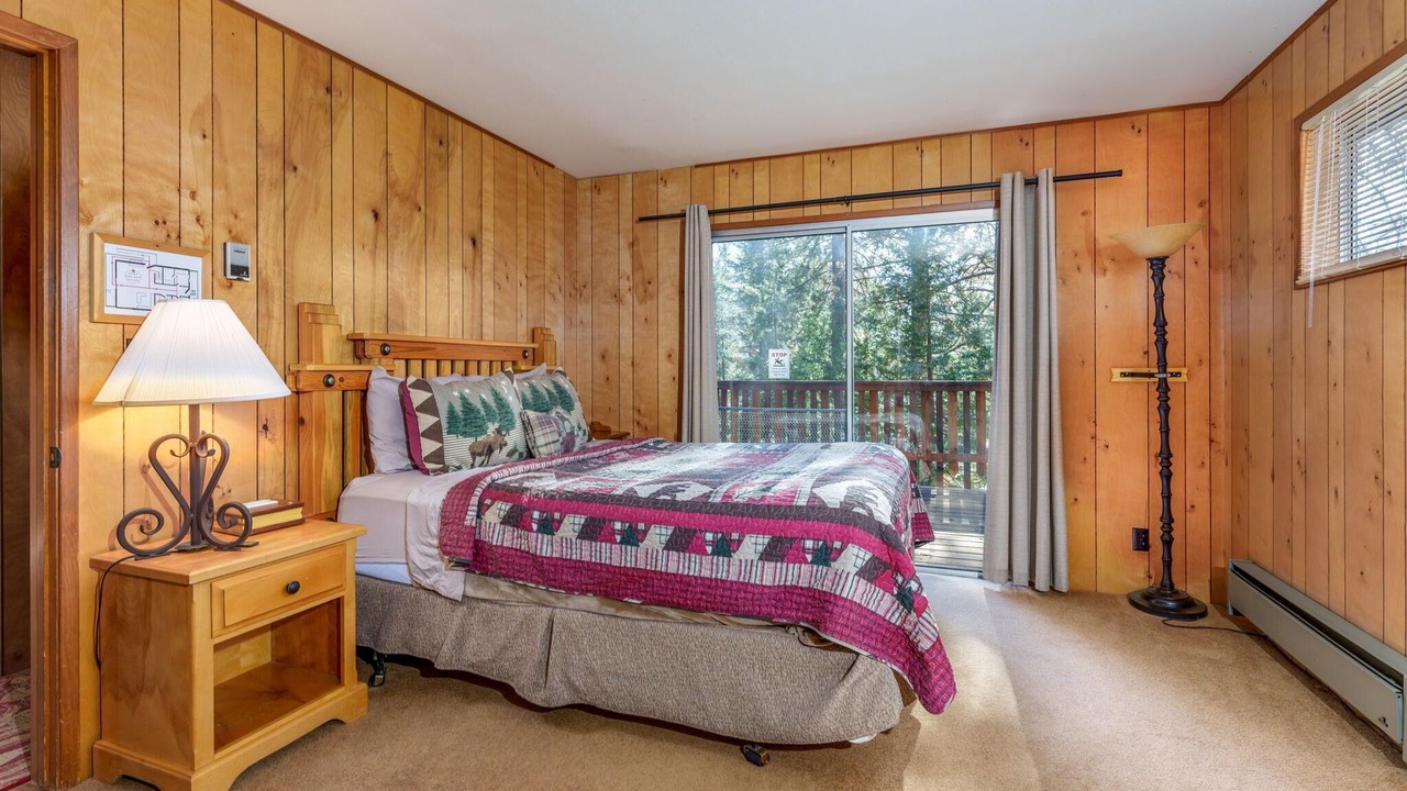 Photo of Bedroom in Yosemite West