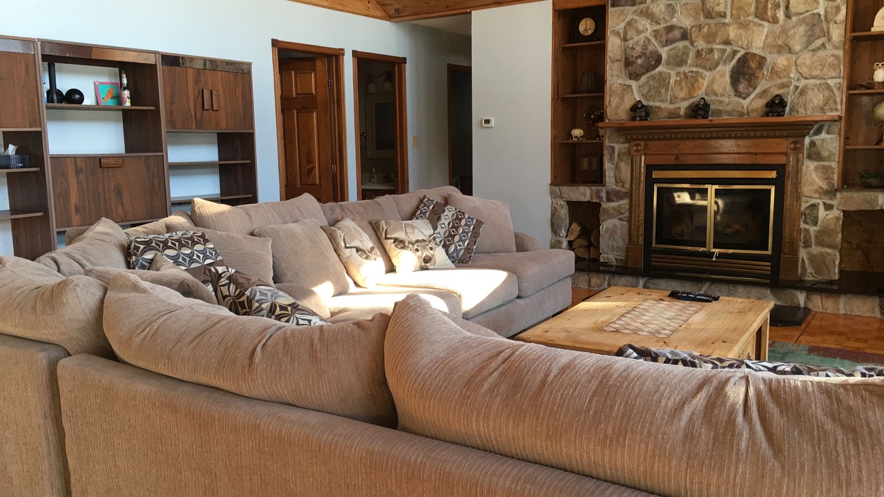Photo of Livingroom in Novar