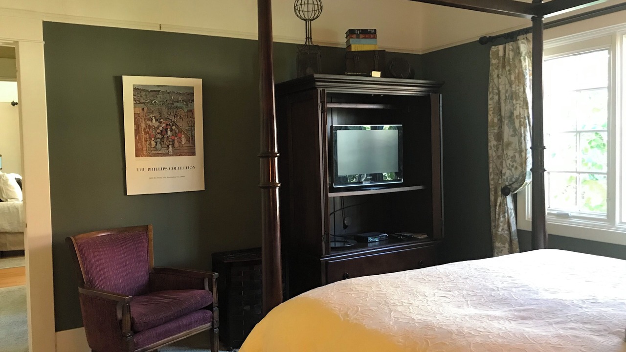 Photo of Bedroom in Lodi