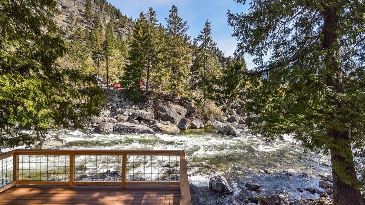 Photo of Others in Leavenworth