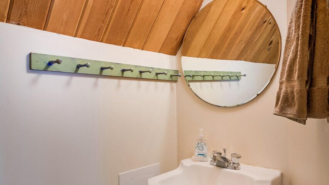 Photo of Bathroom in Leavenworth