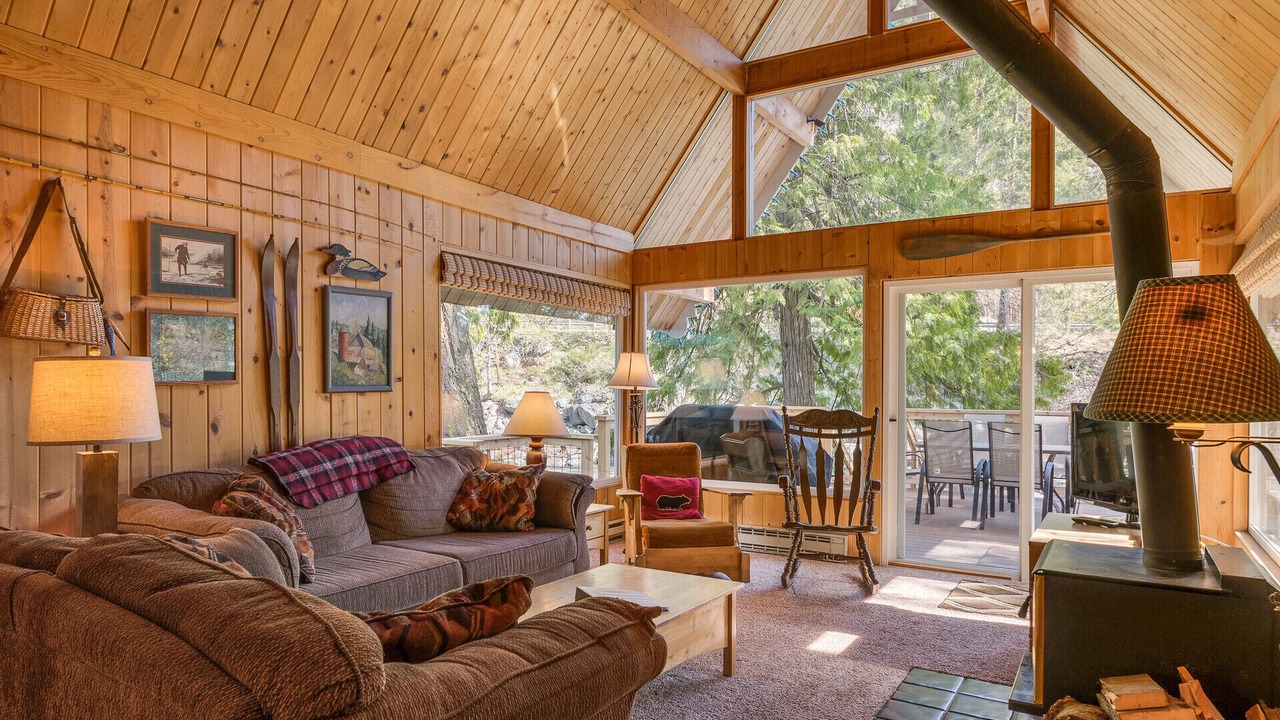 Photo of Livingroom in Leavenworth