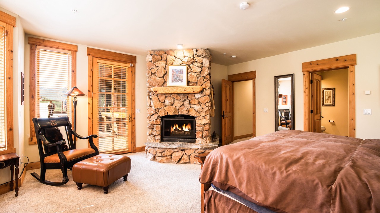 Photo of Livingroom in Deer Valley