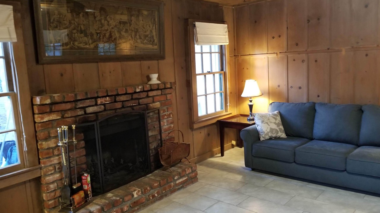 Photo of Livingroom in Pacific Grove