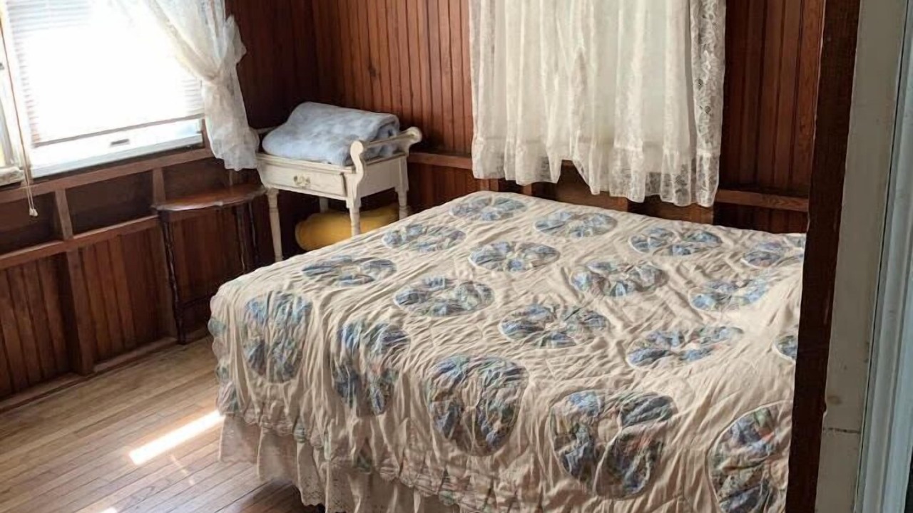 Photo of Bedroom in Cape May Point