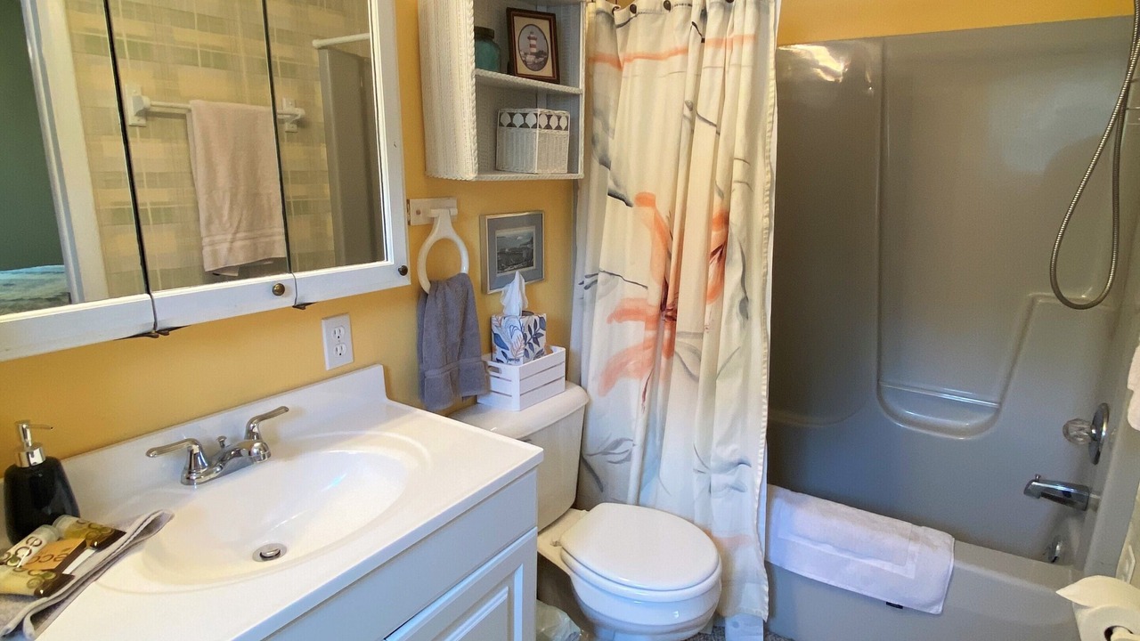 Photo of Bathroom in Moran
