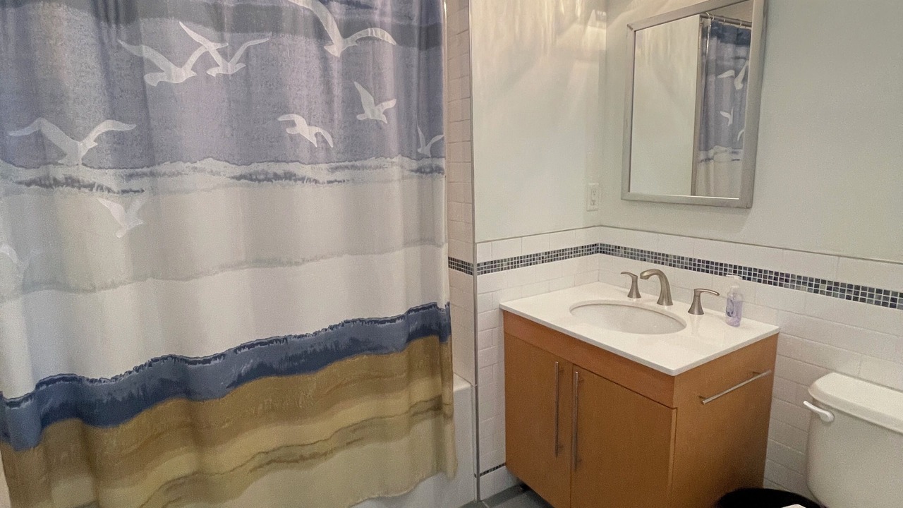 Photo of Others in Loveladies