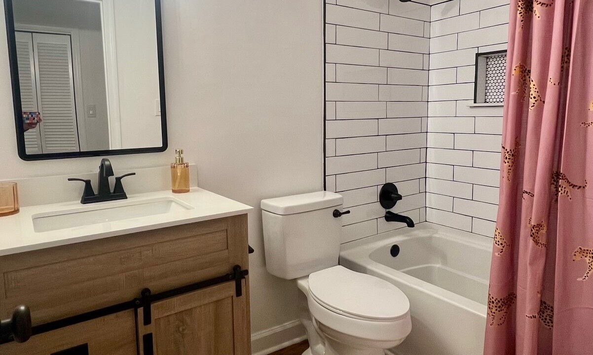Photo of Bathroom in Martinez