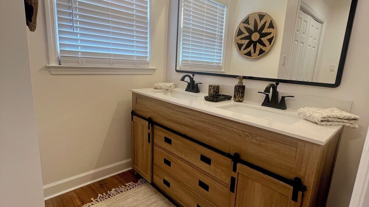Photo of Bathroom in Martinez