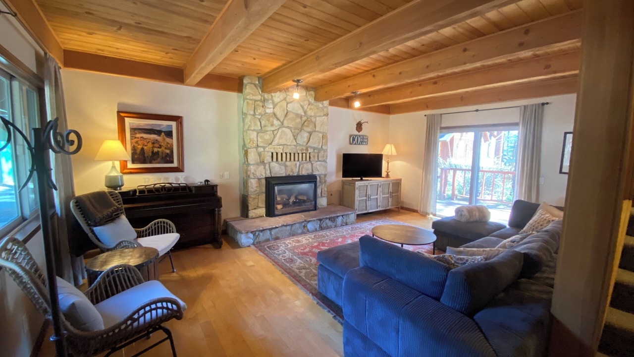 Photo of Livingroom in Elk Point