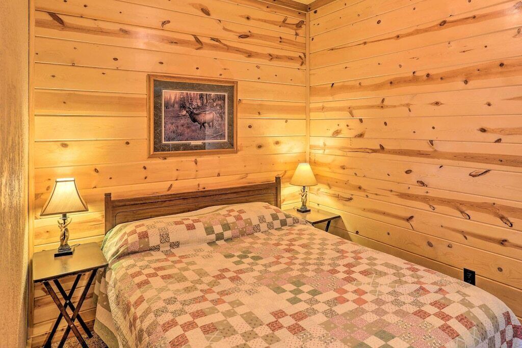 Photo of Bedroom in Hot Springs