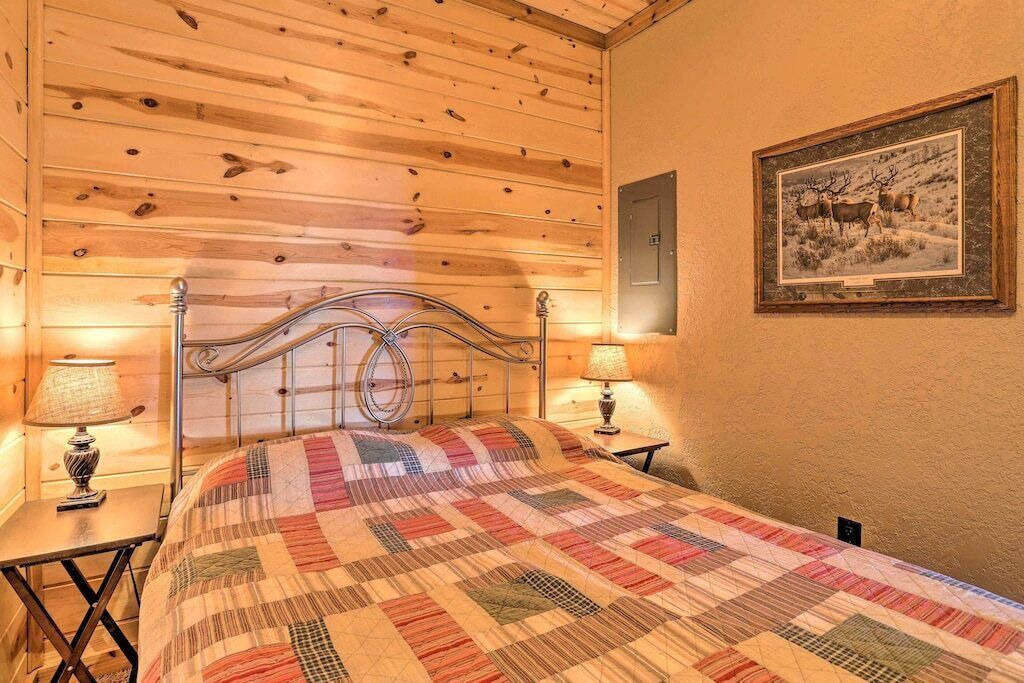 Photo of Bedroom in Hot Springs