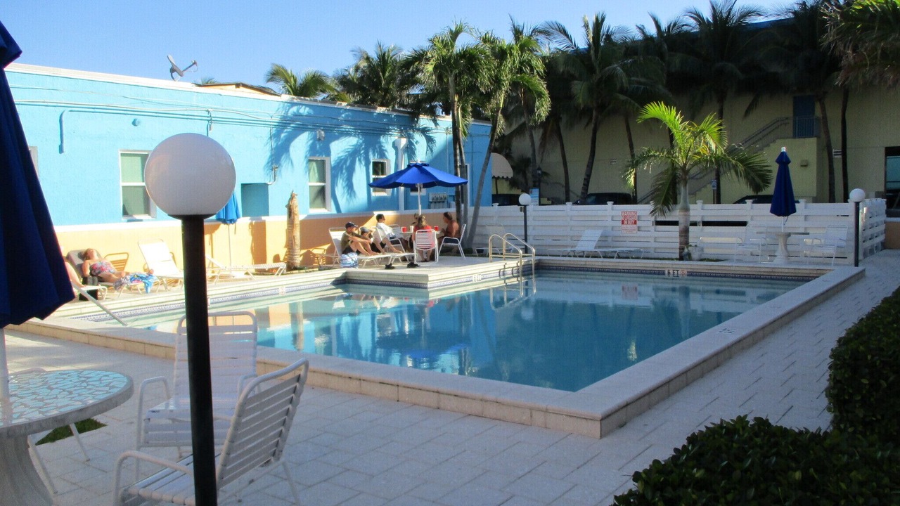 Photo of Outdoor in Hollywood