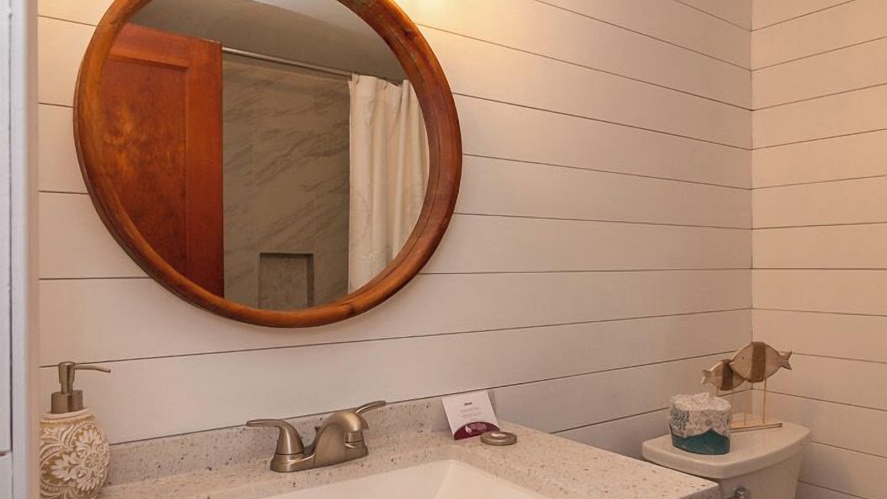 Photo of Bathroom in Town of Milo