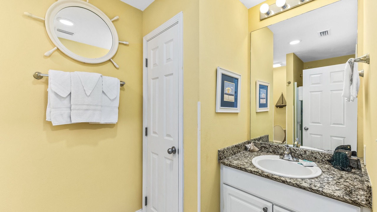 Photo of Bathroom in Gulf Shores