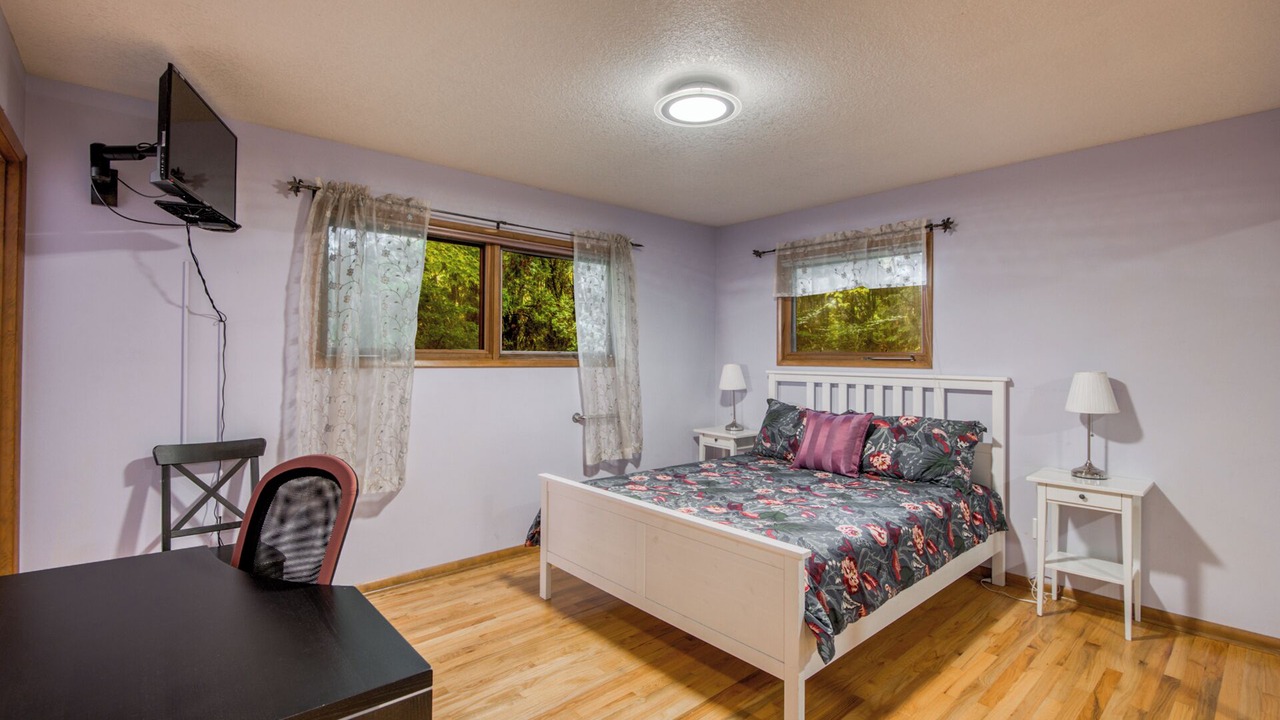 Photo of Bedroom in West Haven-Sylvan