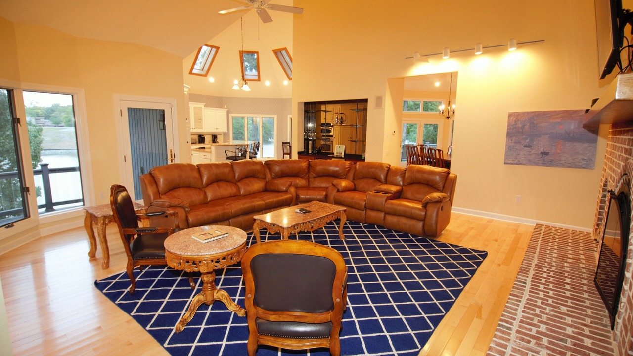 Photo of Livingroom in Huddleston