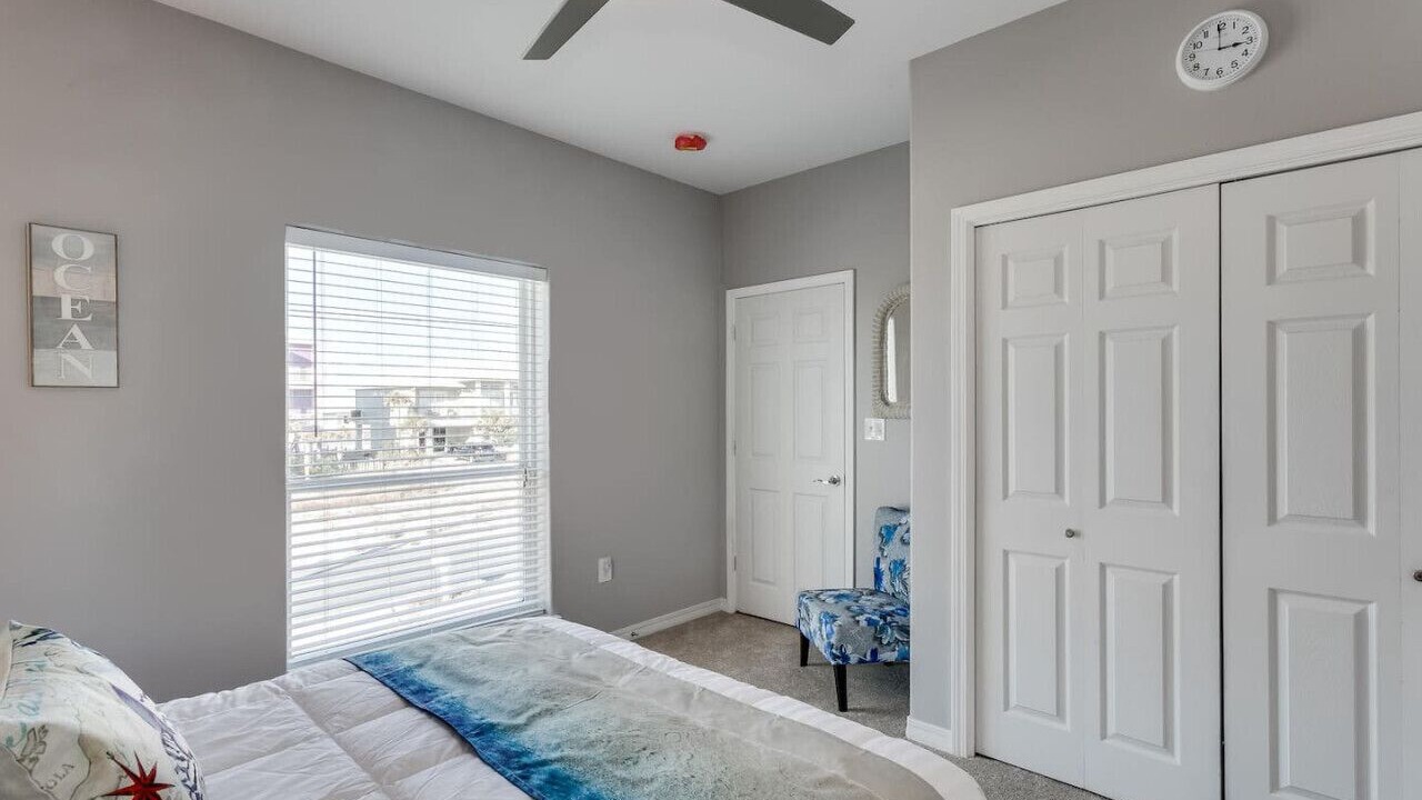 Photo of Bedroom in Navarre Beach