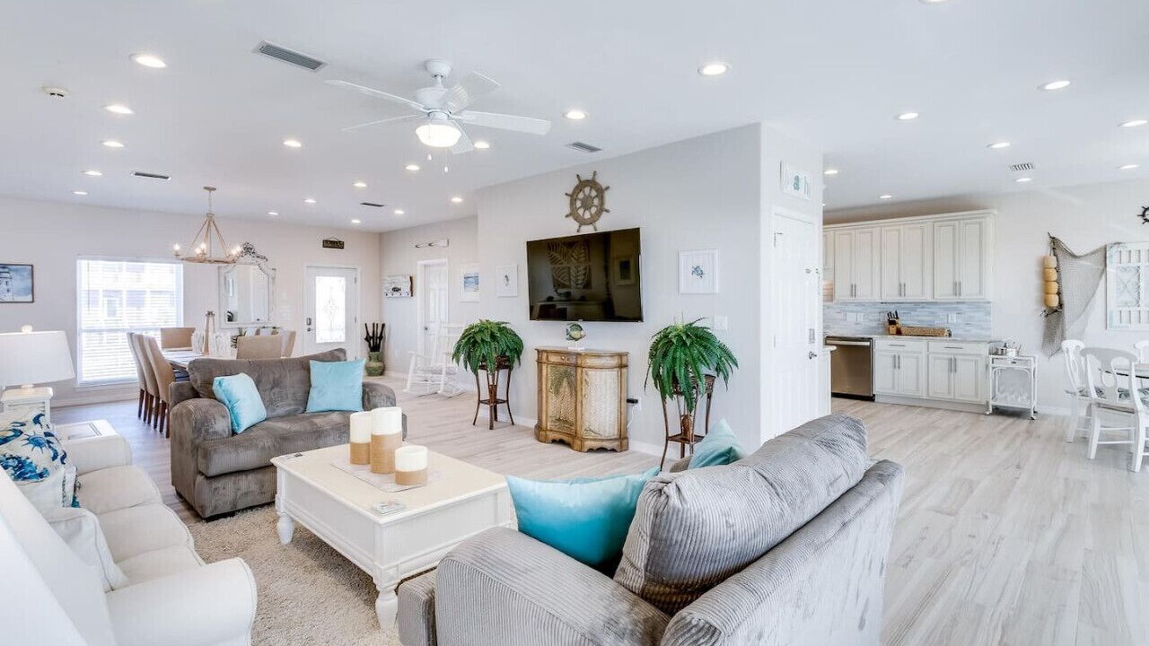 Photo of Livingroom in Navarre Beach