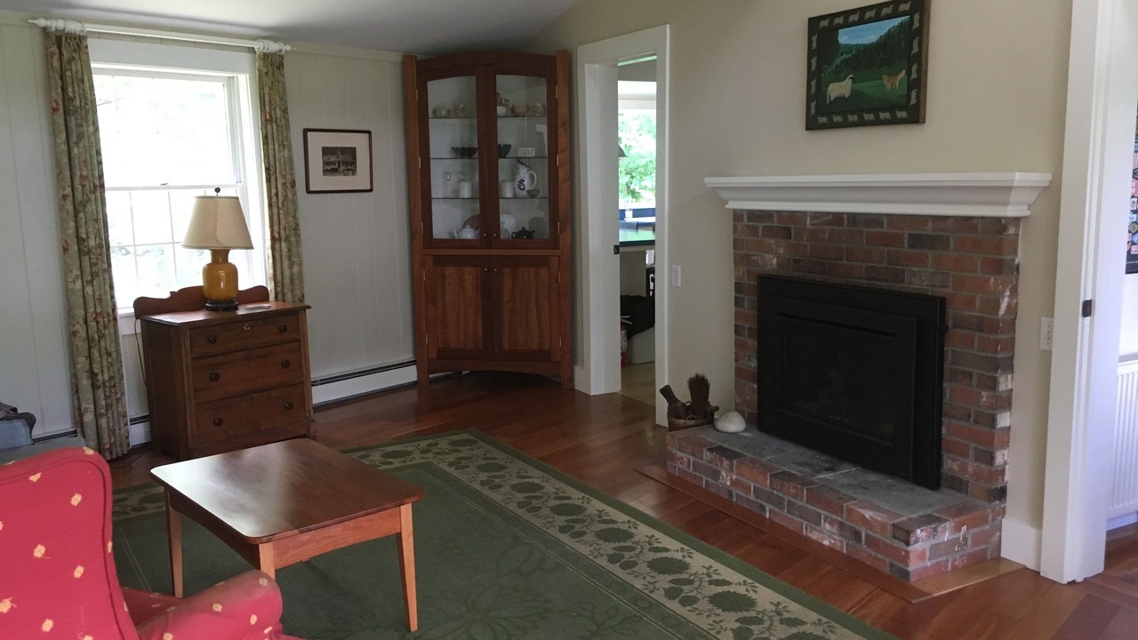 Photo of Livingroom in Putney